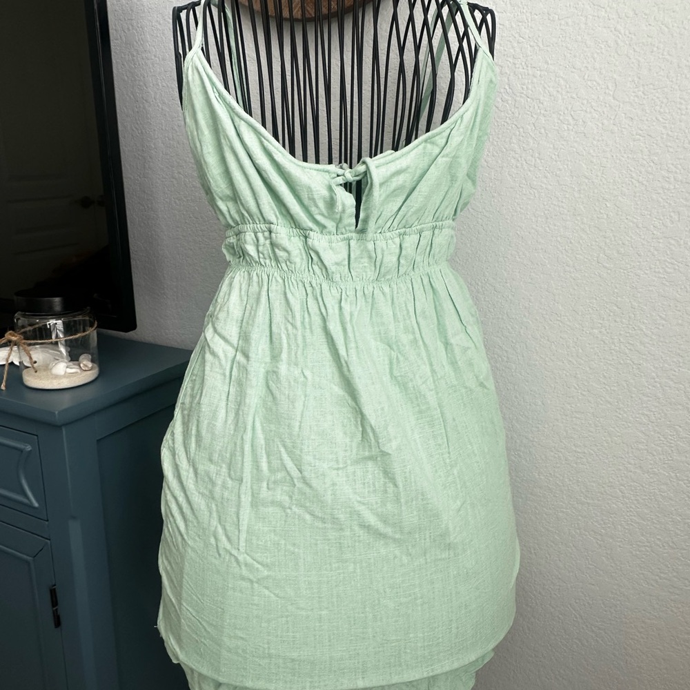 Cotton On Light Green Garment